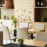 Kolor i logo w roli główej